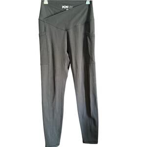 POPFLEX | Black Crossover Waist Pocket Super Soft Leggings | Medium |